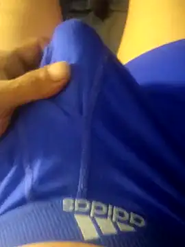 Snapshot of juice753 chatting on 09-16-25, 11:00 juice753 online show from 09-16-25, 11:00