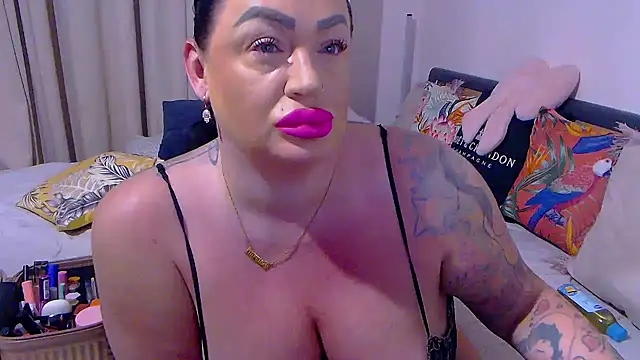BustyVicky online show from 05-27-26, 09:23