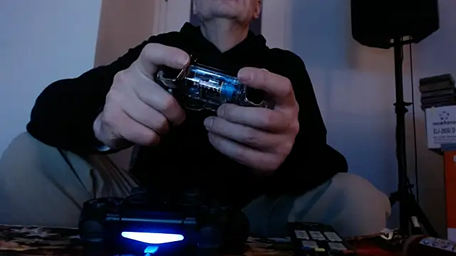 Cordt27 online show from 05-04-26, 07:54