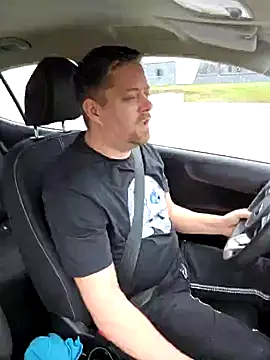 Trucker Hunter online show from 12-26-24, 10:37