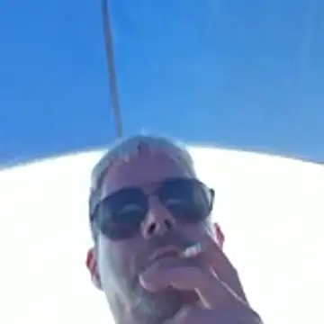 Trucker Hunter online show from 06-01-26, 07:04
