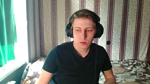 darienlarge online show from 10-23-25, 07:29