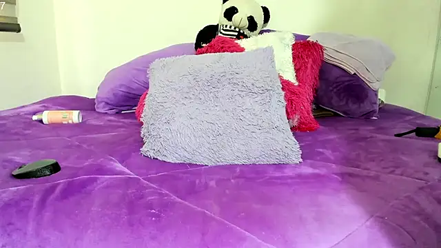 Emiily 88 online show from 02-18-25, 09:42