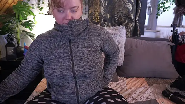 TessaWinter online show from 01-29-25, 04:30