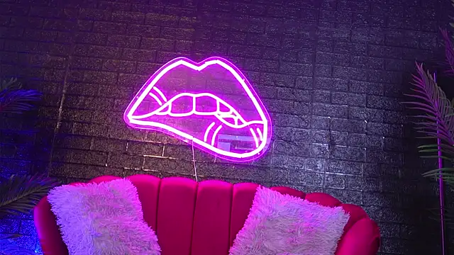 ScarlettQuate online show from 12-04-24, 05:55