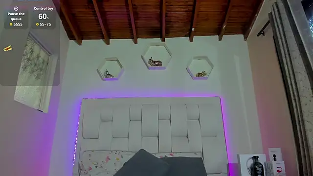 shanakendall online show from 11-19-25, 02:17