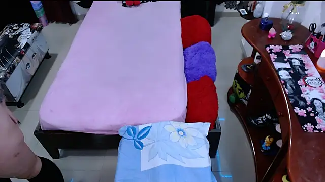 lufek23 online show from 01-20-25, 12:04