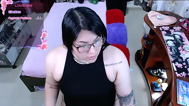 lufek23 online show from 03-04-25, 10:49