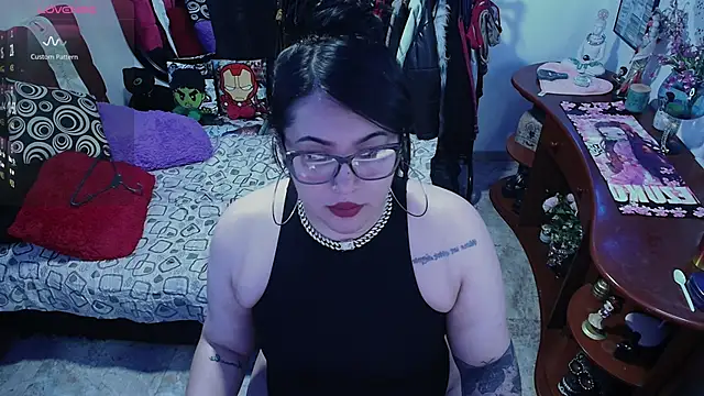 lufek23 online show from 09-16-25, 12:00