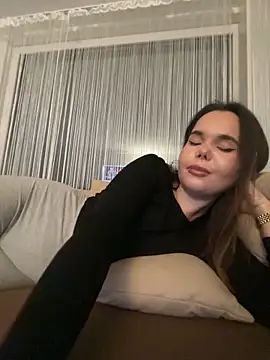 TheCinderella online show from 03-21-26, 06:44