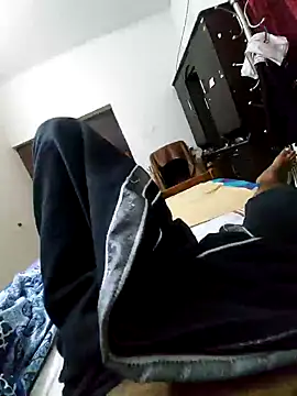 malluflash online show from 12-10-24, 01:00