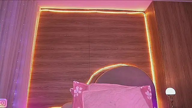 danna berlin  online show from 03-04-26, 07:20