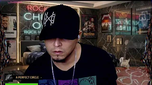 Snapshot of chino_roz chatting on 06-09-26, 07:14 chino roz online show from 06-09-26, 07:14