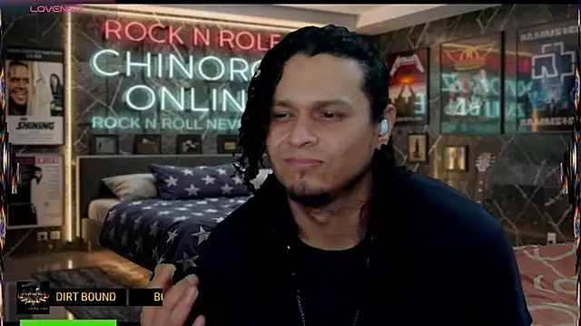 Snapshot of chino_roz chatting on 06-10-26, 07:18 chino roz online show from 06-10-26, 07:18