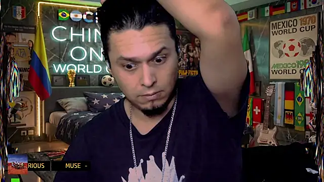 Snapshot of chino_roz chatting on 07-08-26, 05:50 chino roz online show from 07-08-26, 05:50