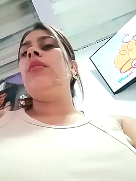 Latina sexy1 online show from 10-08-25, 01:53