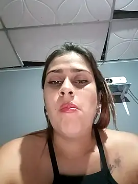 Latina sexy1 online show from 11-18-25, 01:44