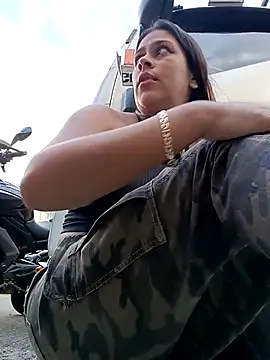 Latina sexy1 online show from 04-16-26, 10:23