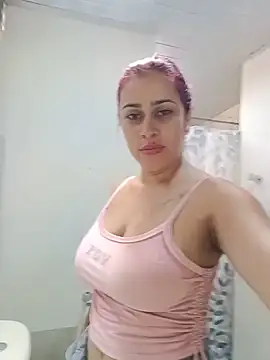 Snapshot of Latina_sexy1 chatting on 05-17-26, 03:08 Latina sexy1 online show from 05-17-26, 03:08