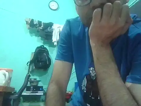 Snapshot of Exhibboi4fun chatting on 10-17-25, 02:41 Exhibboi4fun online show from 10-17-25, 02:41