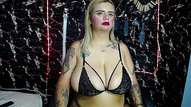 mia boobs hot online show from 10-05-25, 01:37