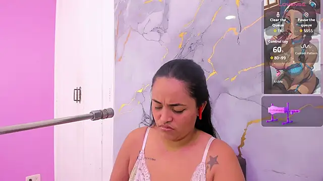 Snapshot of susan__bigass chatting on 04-21-26, 11:38 susan bigass online show from 04-21-26, 11:38