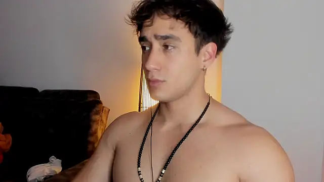 Snapshot of AlexRivera6 chatting on 11-10-25, 10:09 AlexRivera6 online show from 11-10-25, 10:09