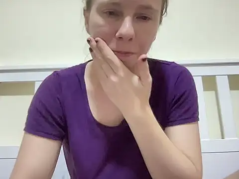 SweetLucy96 online show from 11-20-25, 11:43