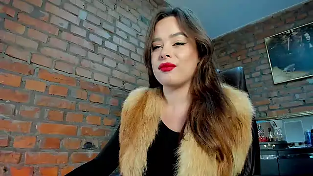 MistressMilana online show from 05-31-26, 12:45