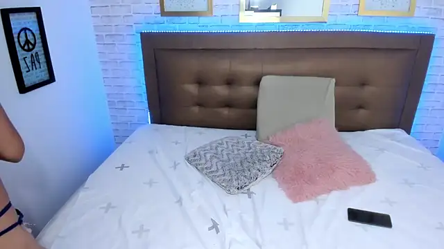 Snapshot of tamara_colliins_ chatting on 03-17-25, 05:45 tamara colliins online show from 03-17-25, 05:45