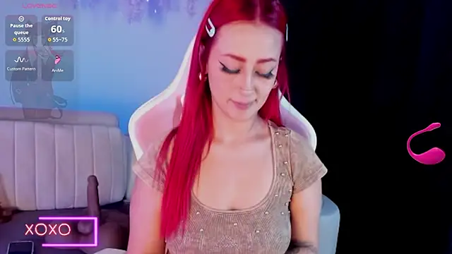 Mia-Bloom online show from 07-14-26, 03:22