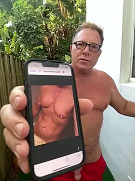 Snapshot of Cockmilker09 chatting on 09-20-25, 11:33 Cockmilker09 online show from 09-20-25, 11:33