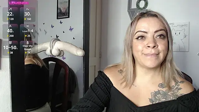 Snapshot of LIila28six chatting on 01-19-25, 10:28 LIila28six online show from 01-19-25, 10:28