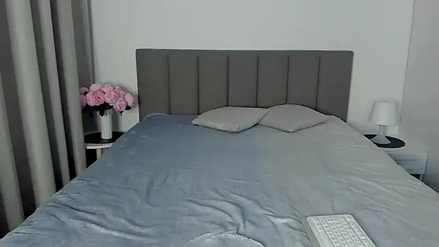 Snapshot of miss_emily_ chatting on 02-24-25, 03:42 miss emily  online show from 02-24-25, 03:42