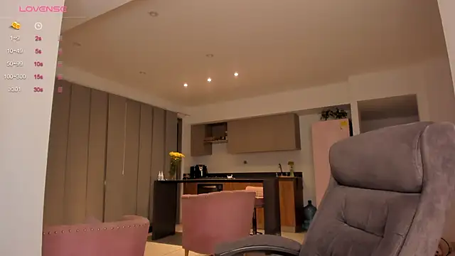 sofiia piink online show from 04-07-26, 11:59