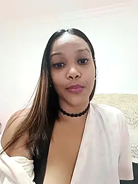  MoniqueLovay  online show from 03-02-25, 06:19
