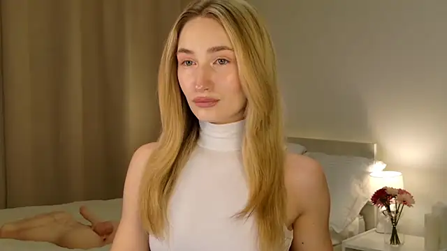 bella  rose online show from 02-18-26, 03:30