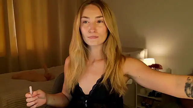 bella  rose online show from 06-18-26, 11:25