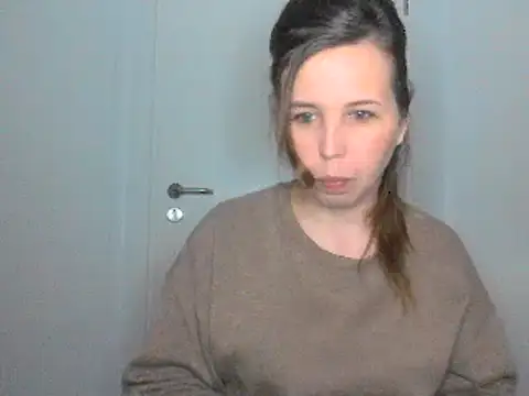 Snapshot of loveis007 chatting on 03-18-25, 09:21 loveis007 online show from 03-18-25, 09:21