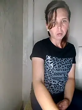 Snapshot of loveis007 chatting on 09-08-25, 07:24 loveis007 online show from 09-08-25, 07:24