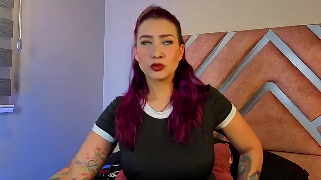  kelly hous36 online show from 11-14-25, 01:21