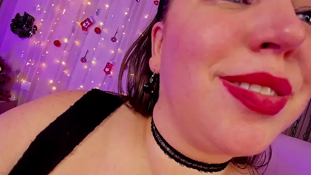 AdellaDulce online show from 12-17-24, 06:31