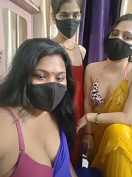 cutee  crazy online show from 07-09-26, 02:10