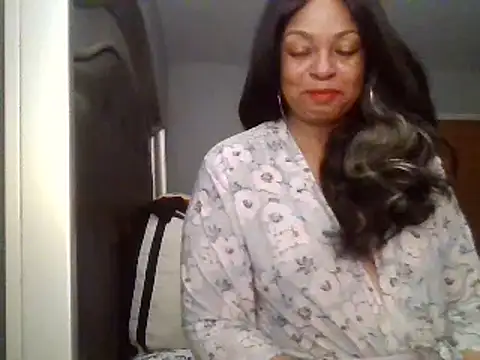 MSweetLindaParks online show from 02-01-25, 11:48