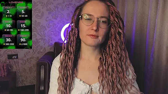 AgnesGraham online show from 12-14-25, 08:02