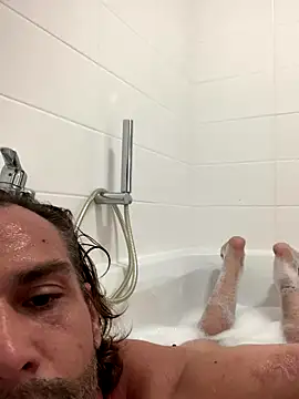 Snapshot of sexy_l_o_ chatting on 09-29-25, 01:27 sexy l o online show from 09-29-25, 01:27