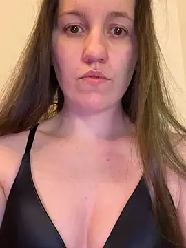 Snapshot of Nicole-Ray chatting on 01-10-25, 07:11 Nicole-Ray online show from 01-10-25, 07:11