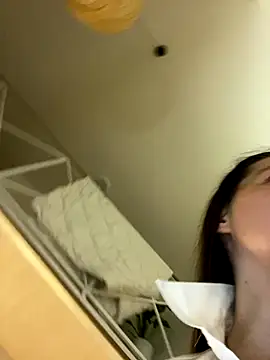 Snapshot of Nicole-Ray chatting on 09-18-25, 09:50 Nicole-Ray online show from 09-18-25, 09:50