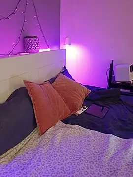 Yammy Yumi online show from 01-10-26, 01:35