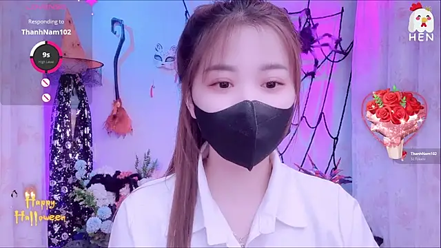 hen237 online show from 10-31-25, 10:33